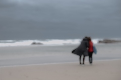 JE-Gomez4-Chicas-con-viento